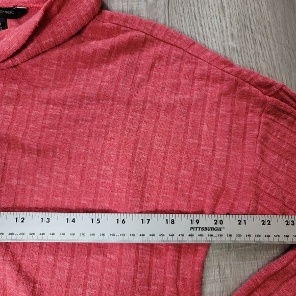 Banana Republic Pink Turtleneck Women's Drop Shoulder Longsleeve Top | Size M - Picture 6 of 7